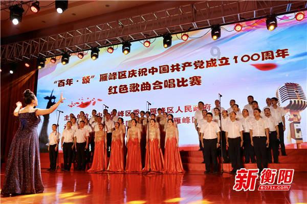 央视主持李瑞英：儿子坠楼仍坚持工作，“六亲不认”的背后是伟大